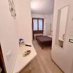 Pensjonat Loft & Espace Maison 1706 Orta 3*