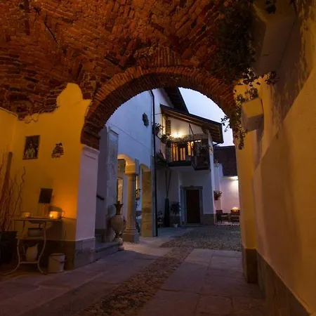 Loft & Espace Maison 1706 Orta 3*